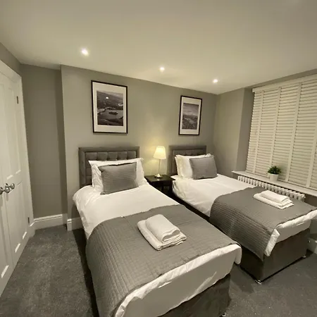 26 Challoner Street, Cockermouth, Ca13 9qs Cockermouth