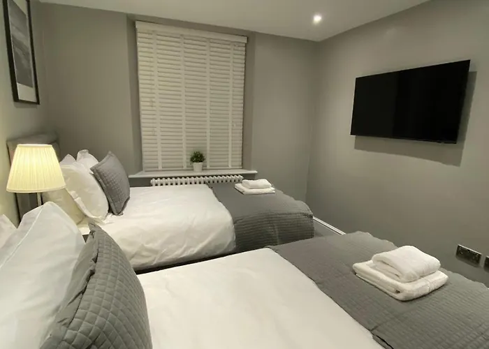 26 Challoner Street, Cockermouth, Ca13 9qs Cockermouth